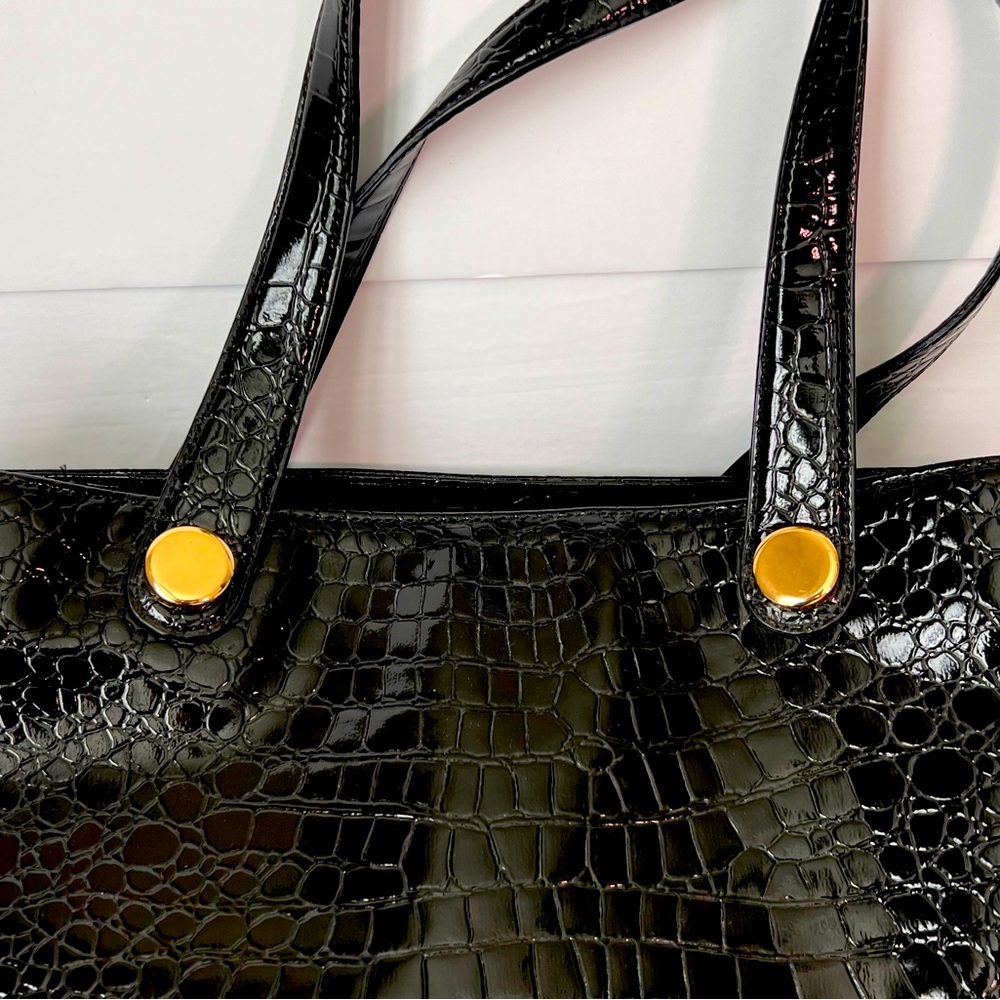 Knomo London Alligator Embossed Shiny Black Tote w Gold Hardware - Picture 5 of 8